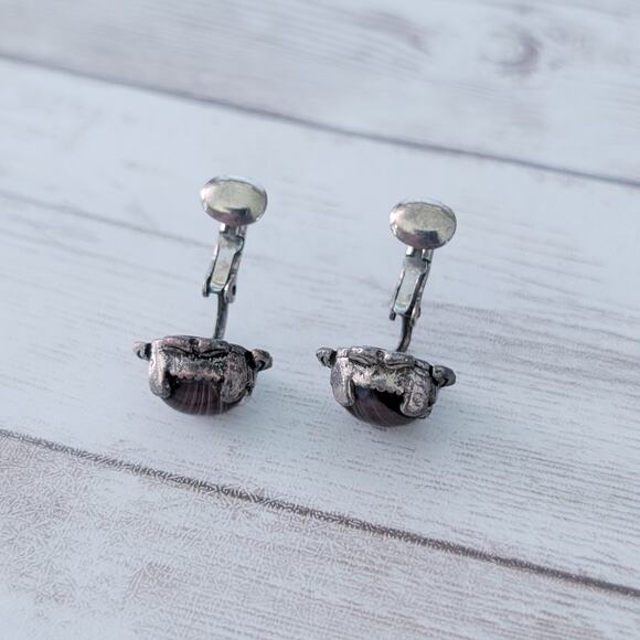 Vintage Clip On Earrings Dark Purple with Dark Silver Tone Ornate Setting - Picture 10 of 12